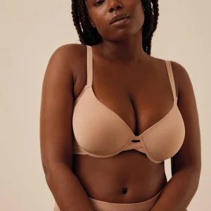 Soutien-gorge rembourré à armatures couleur chair