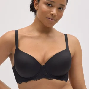 Soutien-gorge à armatures rembourré en dentelle noire bonnets B et C