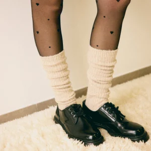 Chaussettes côtelées beiges extra longues