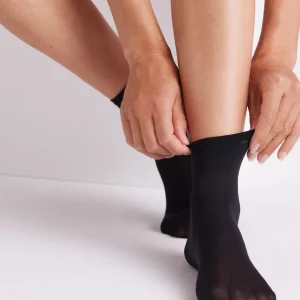 Demi-bracelet de cheville 40 deniers noir