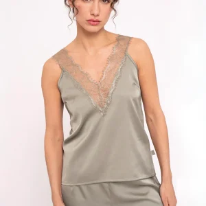 Pyjama court femme en satin vert | MUYDEMI