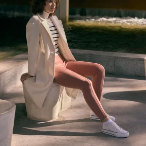 Legging effet suède rose avec détail couture devant