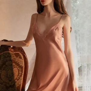 Nuisette Décontractée en Dentelles Rose | Signature